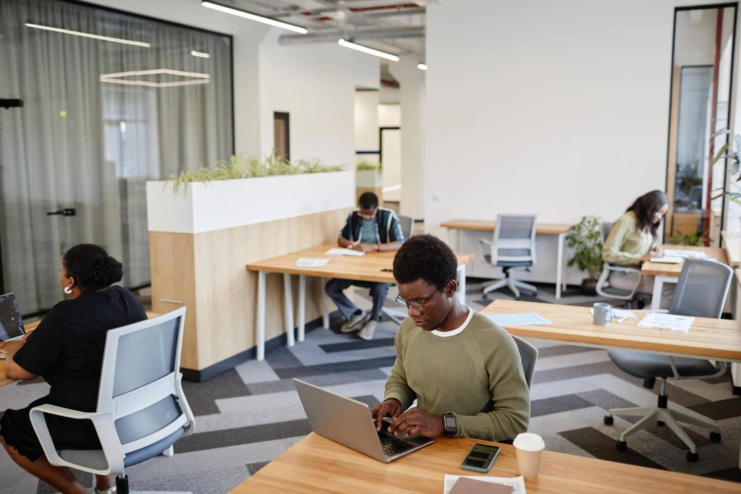 Ambiente de aprendizaje en línea con metodología práctica